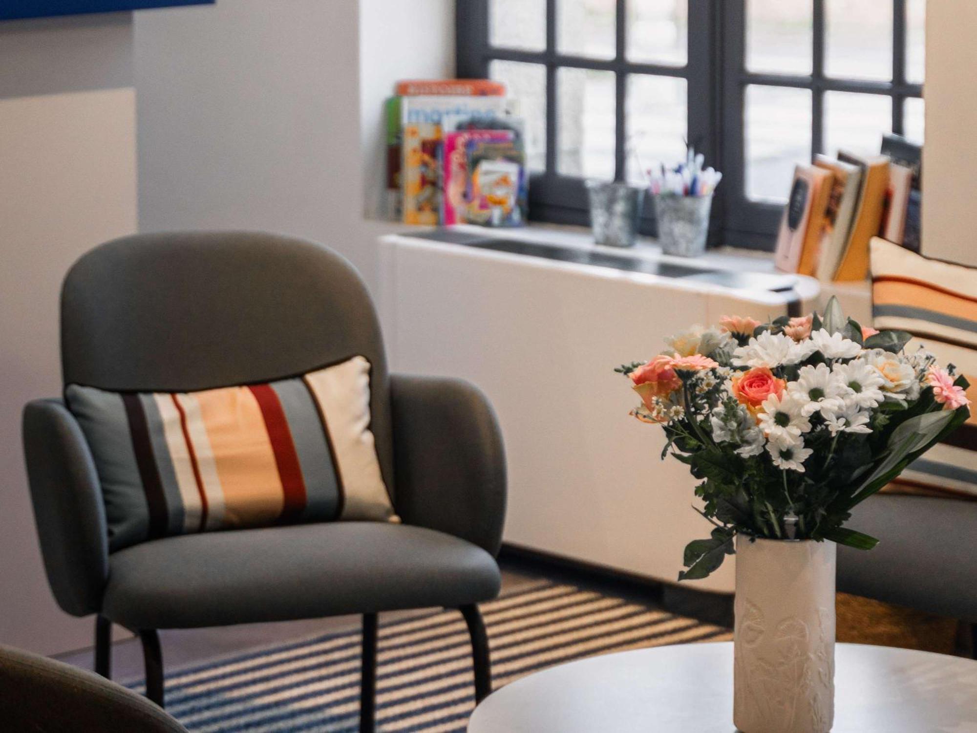 Ibis Styles Vannes Gare Centre Luaran gambar