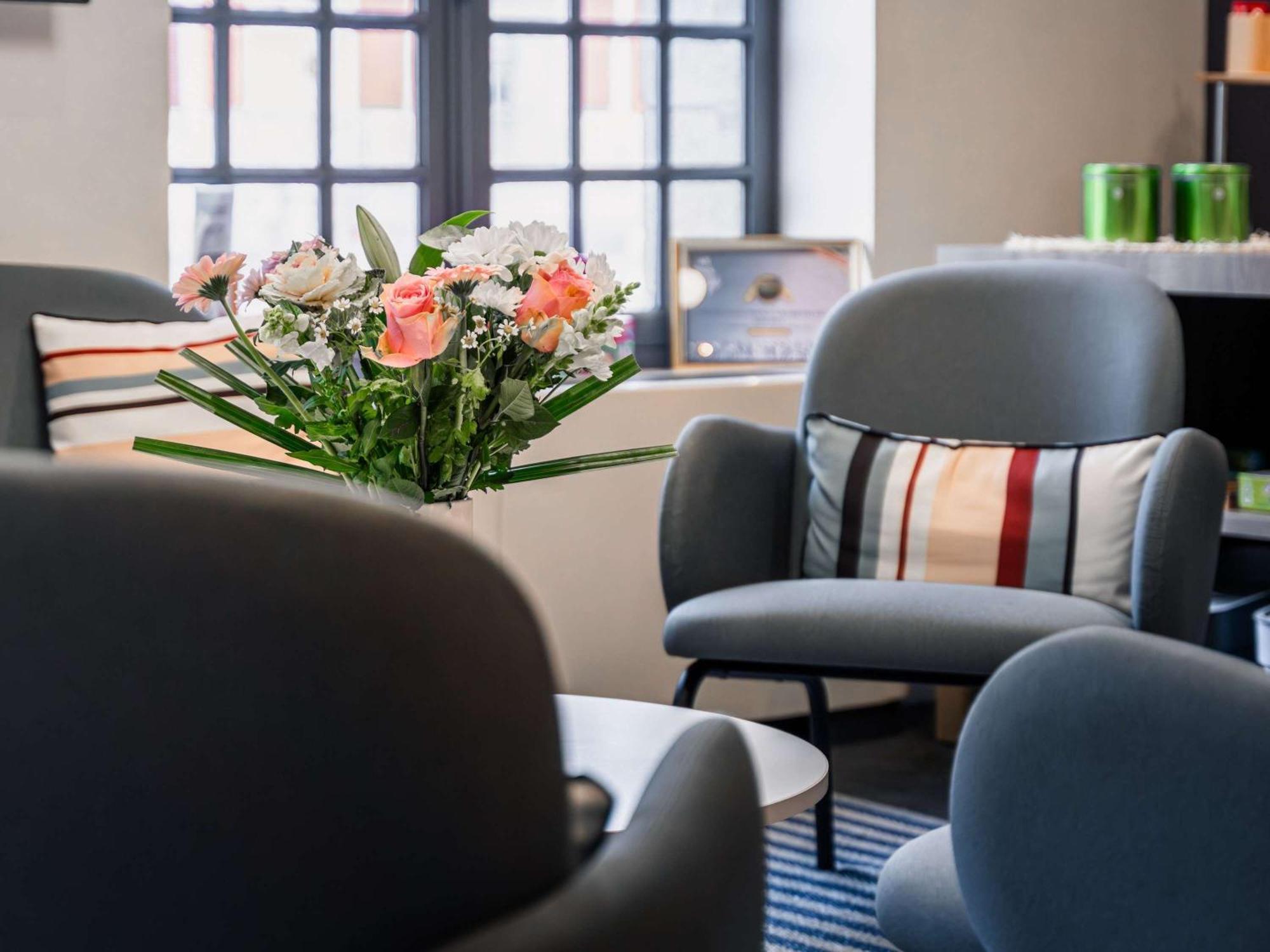 Ibis Styles Vannes Gare Centre Luaran gambar