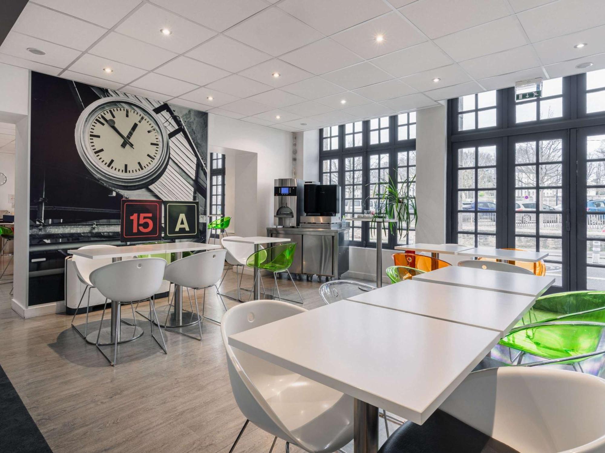 Ibis Styles Vannes Gare Centre Luaran gambar